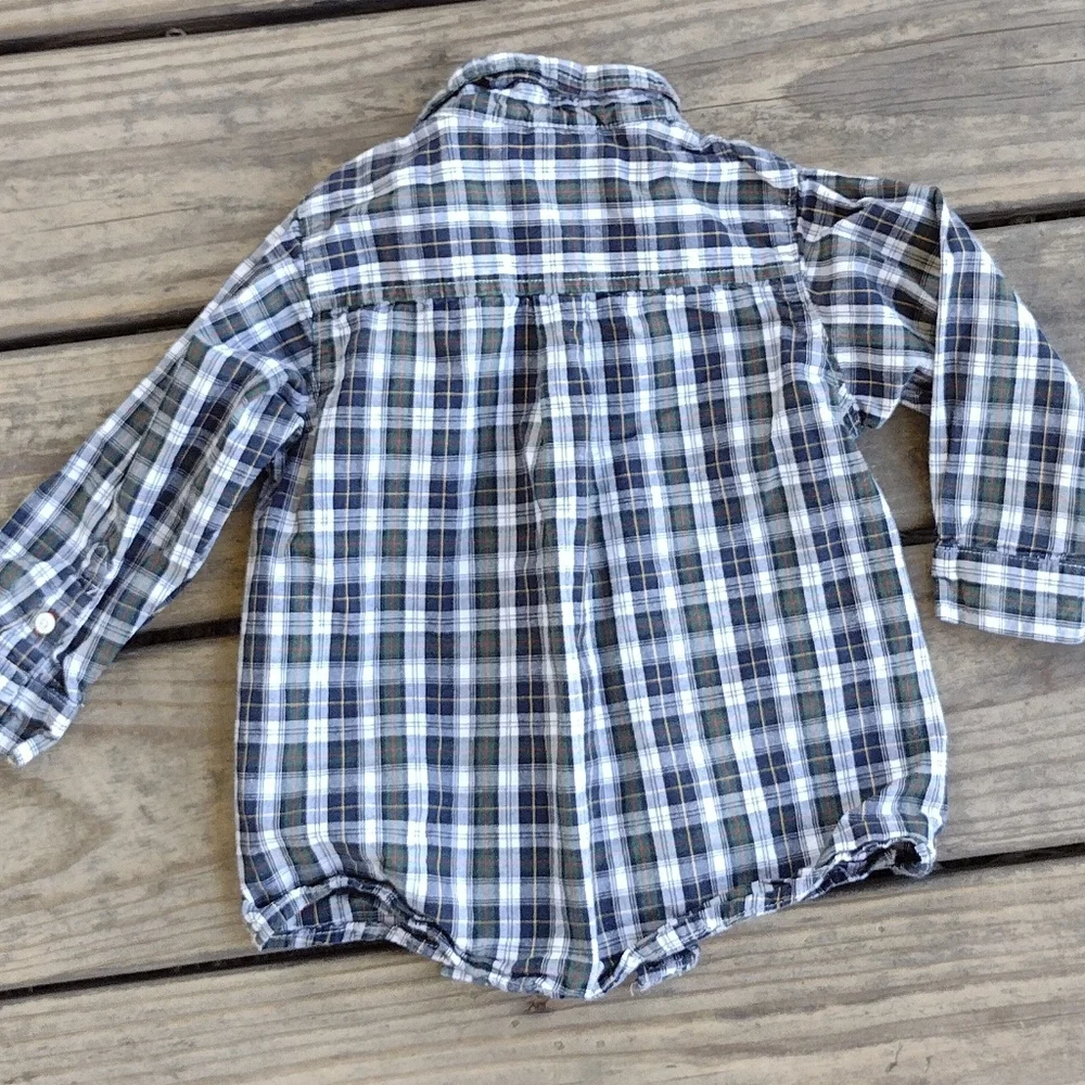 K) OshKosh B’gosh Boys Plaid Button-Down Shirt – Size 3T